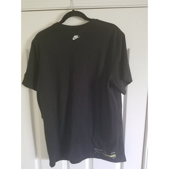 Nike Fresh Perspective T-Shirt - Picture 12 of 12